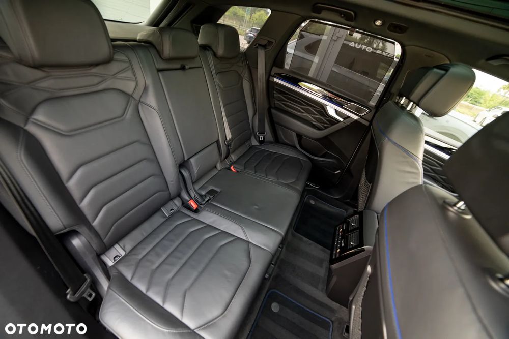 Volkswagen Touareg - 37