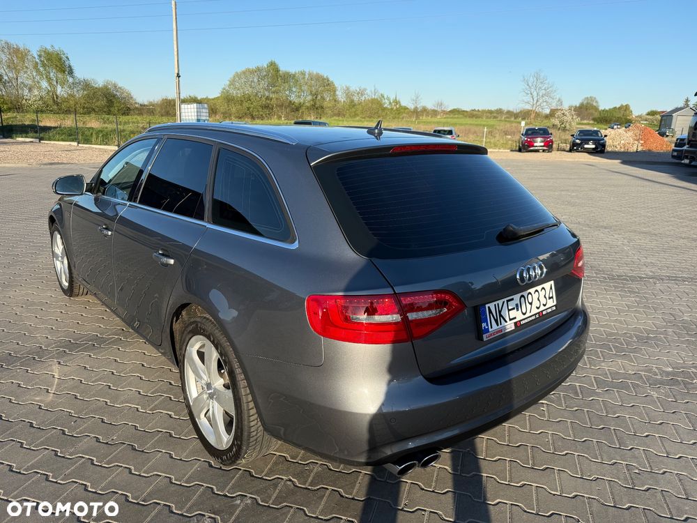 Audi A4 Avant 2.0 TDI DPF clean diesel S line Sportpaket - 9
