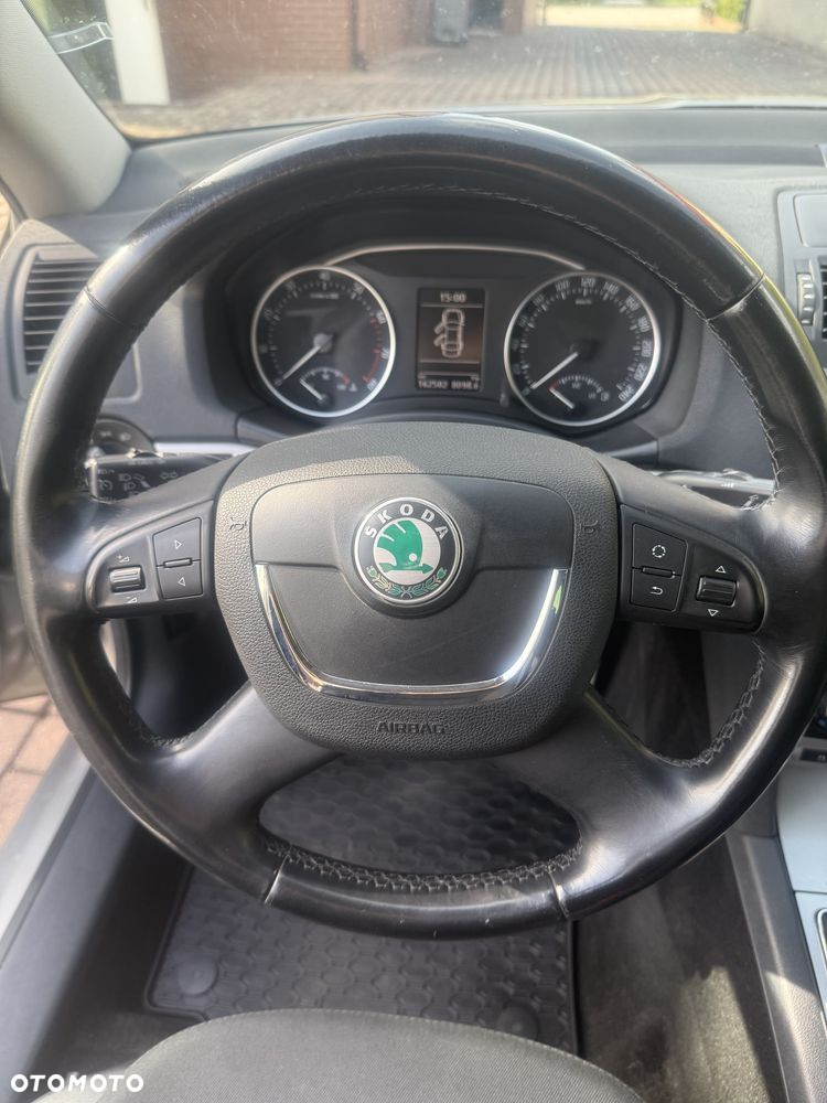 Skoda Octavia 1.4 TSI Family DSG - 17