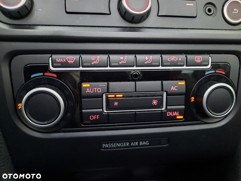 Volkswagen Golf 1.6 TDI Comfortline - 33