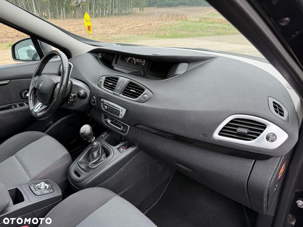 Renault Scenic 1.6 16V 110 TomTom Edition - 24