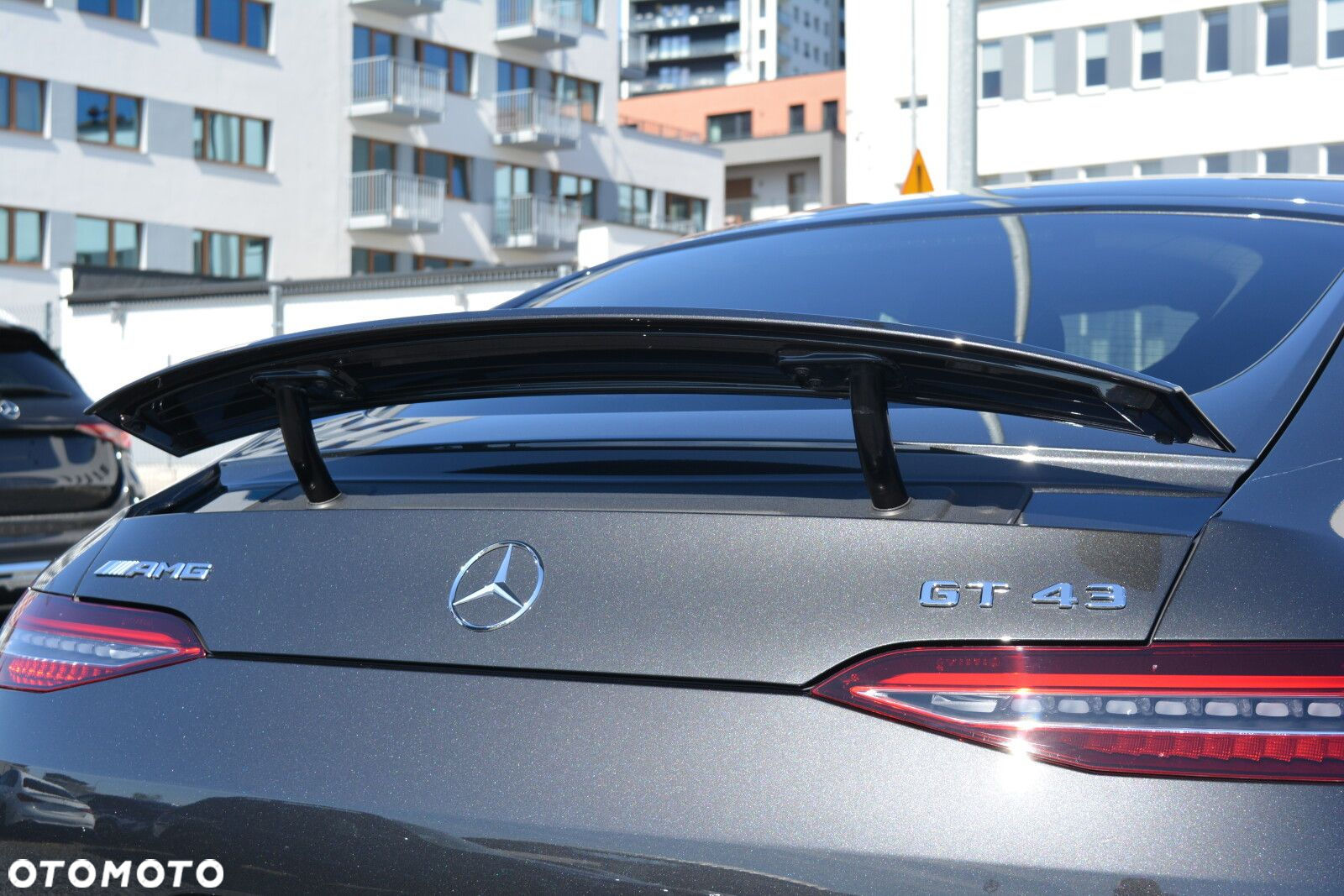 Mercedes-Benz AMG GT 43 4-Matic+ - 13