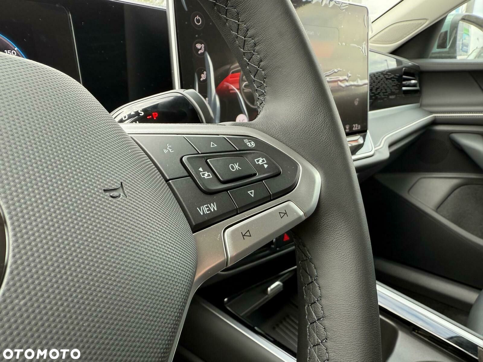 Volkswagen Passat - 25