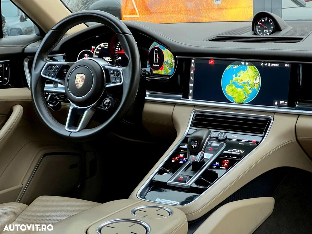 Porsche Panamera - 8
