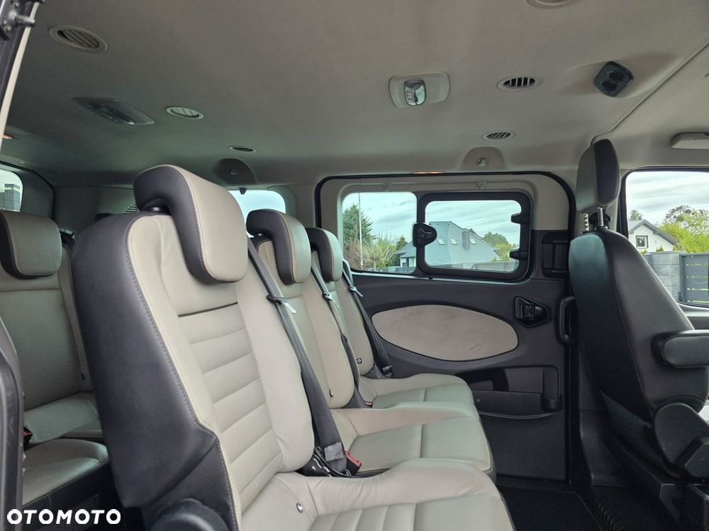 Ford Tourneo Custom - 7