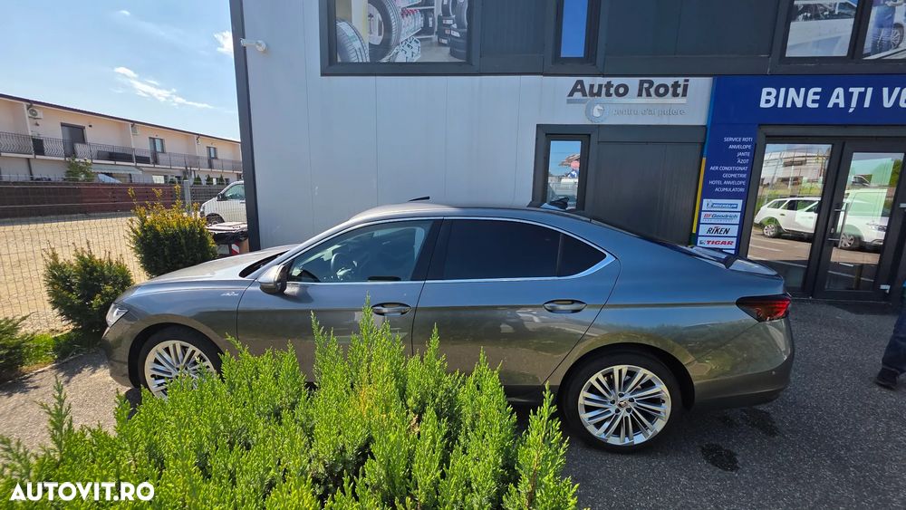 Skoda Superb 2.0 TDI 4X4 DSG Laurin & Klement - 8