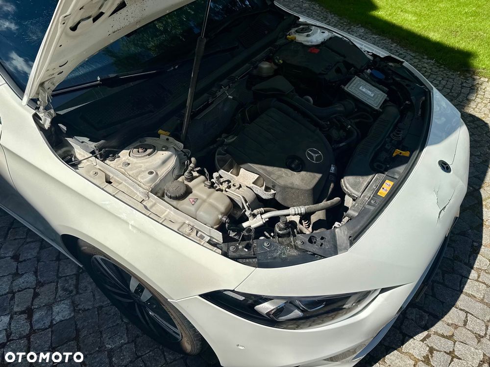 Mercedes-Benz Klasa A 180 Edycja specjalna 7G-DCT - 26