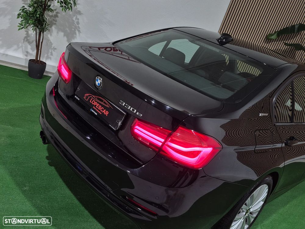 BMW 330 e iPerformance Advantage - 9