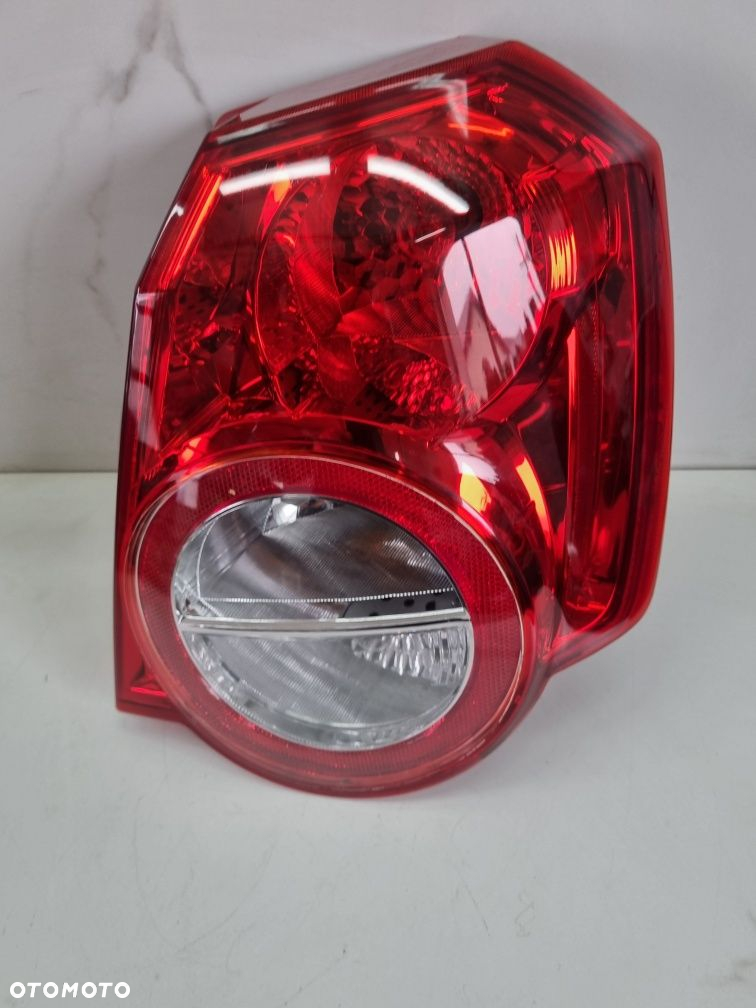 chevrolet aveo T250 lampa tylna prawa prawy tył pasażera oryginał - 7