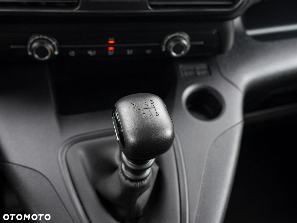 Toyota Proace City Verso Long 1.5 D-4D Business - 15