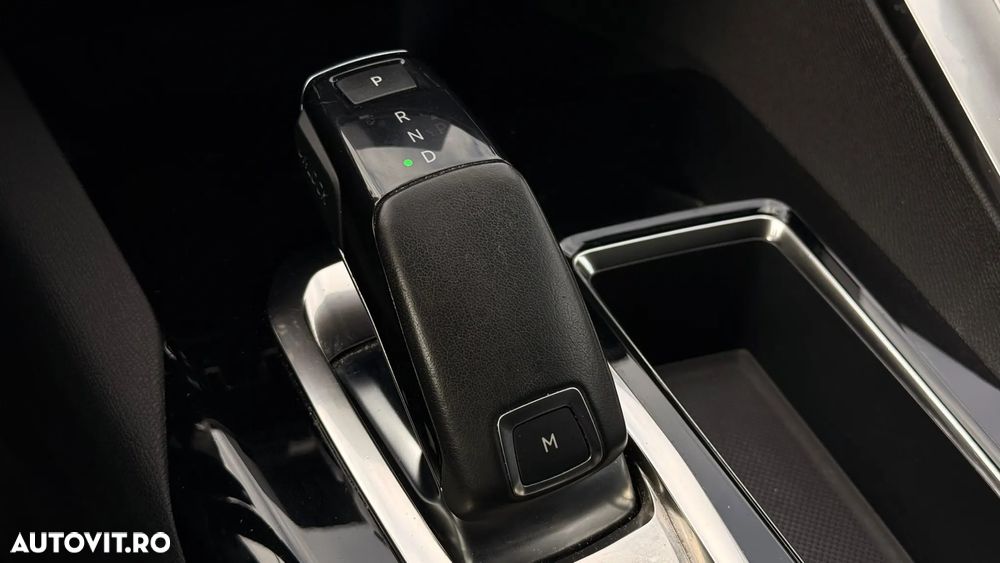 Peugeot 3008 1.5 BlueHDI S&S EAT8 Active - 12