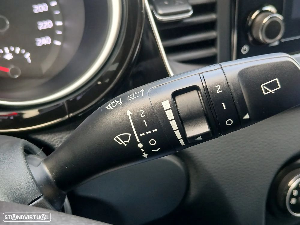 Kia Ceed SW 1.6 CRDi MHEV Dynamic - 40