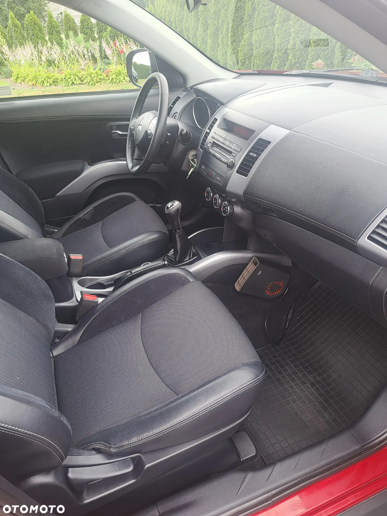 Mitsubishi Outlander - 14