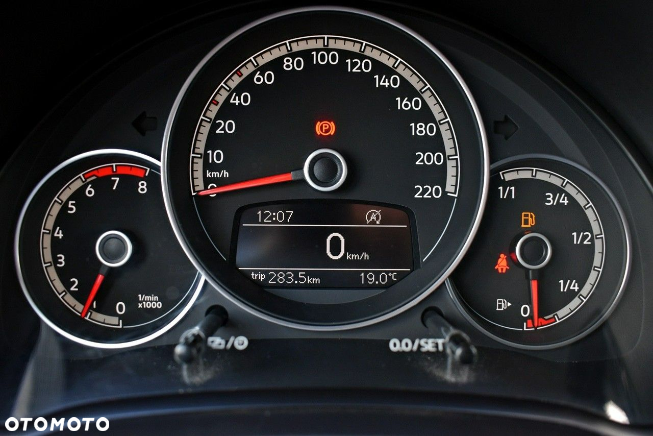 Volkswagen up! 1.0 move - 16