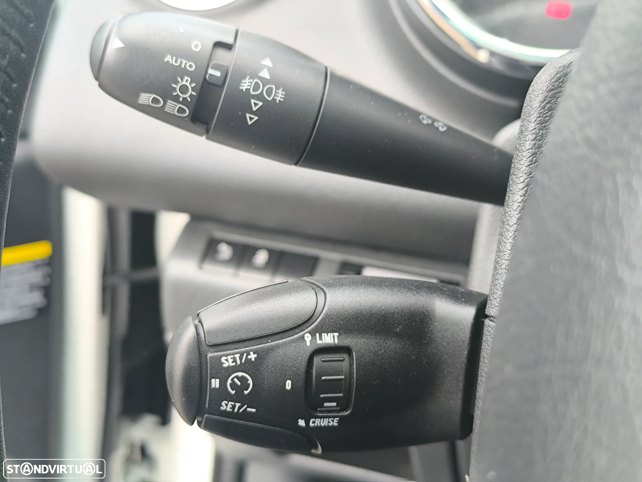 Peugeot 3008 1.6 HDi Allure - 14