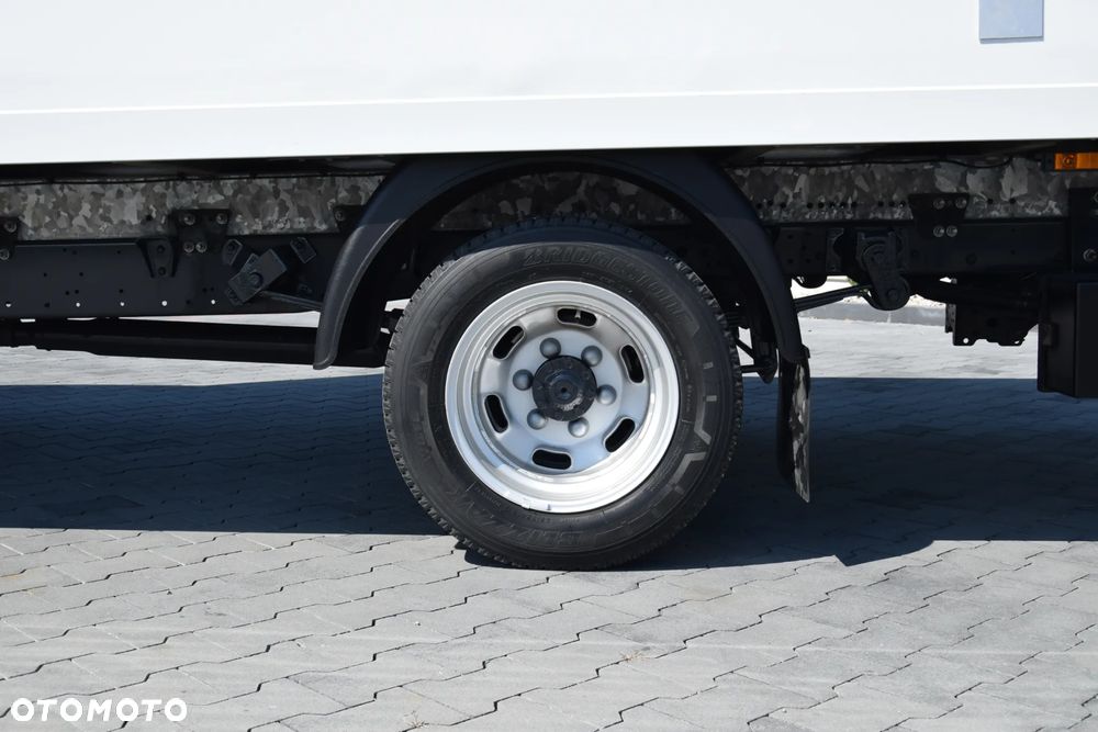 Iveco DAILY 35C16 / 2.3 - 160 KM / 3 OSOBY / DO 3,5 TONY / KONTENER / DOSTAWCZE / WINDA PALFINGER / KLIMA / 2022 / SERWISOWANY / SPROWADZONY Z NIEMIEC - 14
