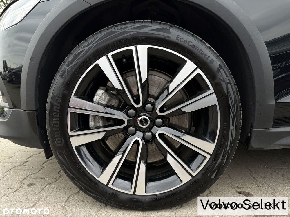 Volvo V60 Cross Country - 32