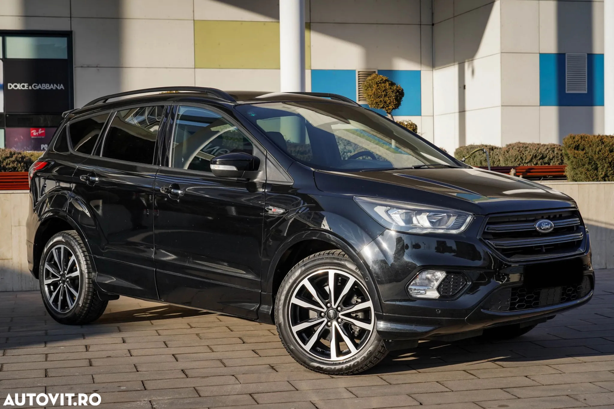 Ford Kuga 2.0 TDCi 4WD Powershift ST-Line - 8