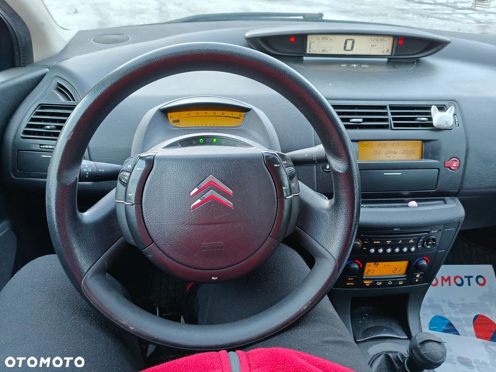 Citroën C4 1.4 16V Impress - 19