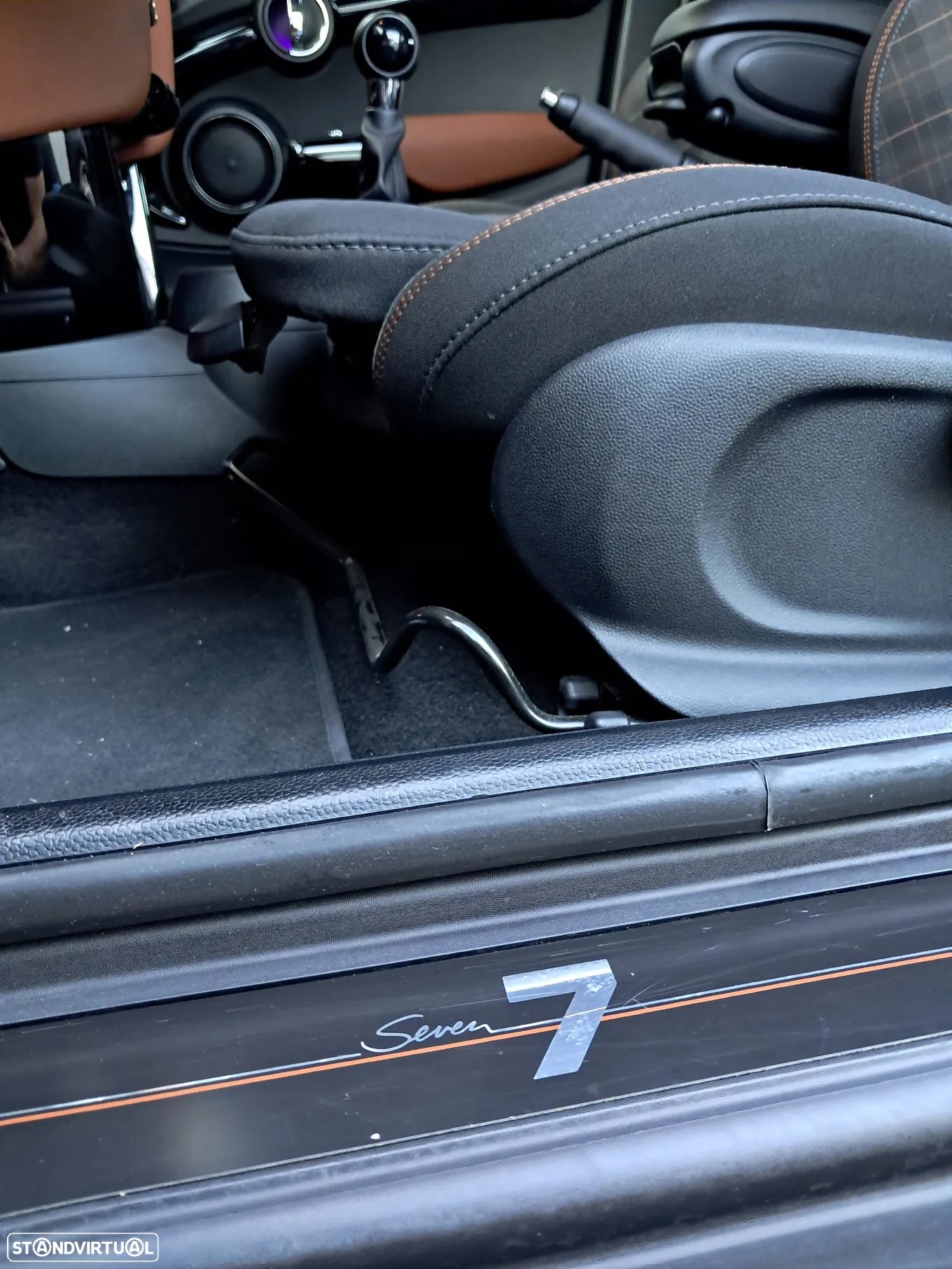 MINI 5 Portas Cooper D - 12