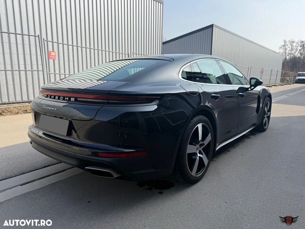 Porsche Panamera - 5