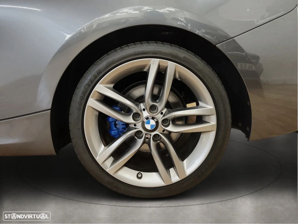 BMW 228 i Pack M - 8