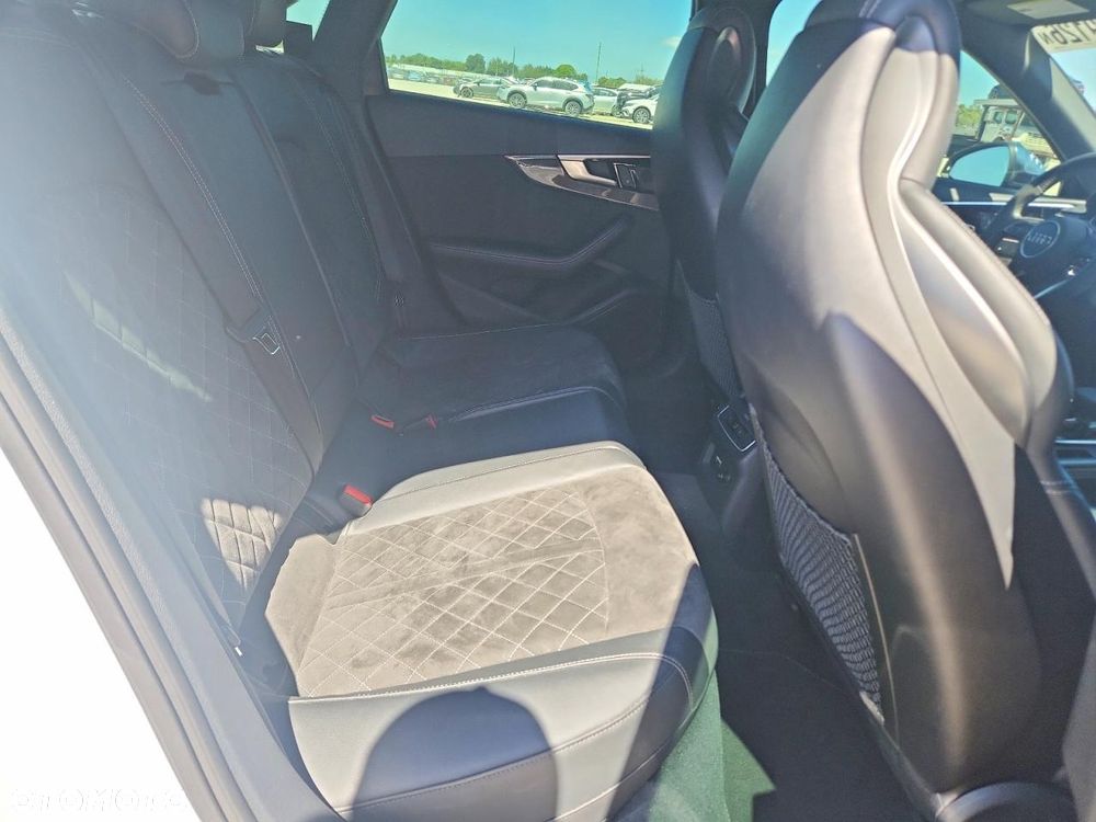 Audi S4 Limousine - 11