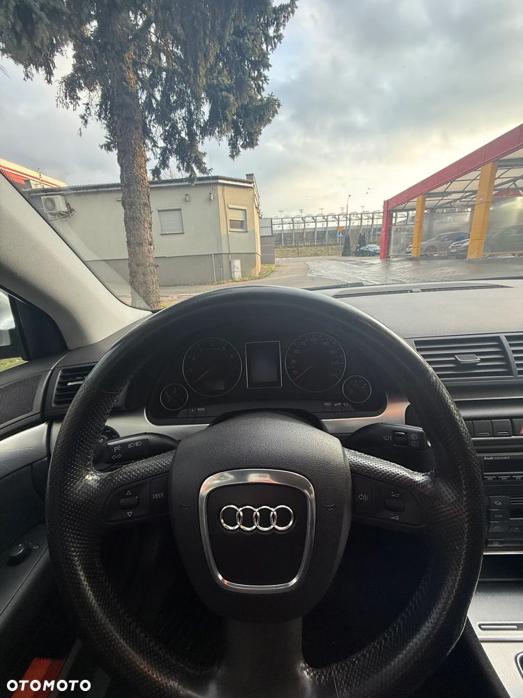 Audi A4 Avant 1.8T - 10