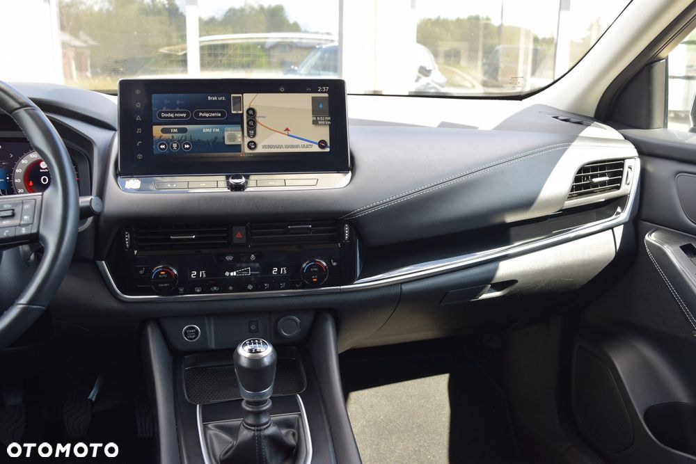 Nissan Qashqai 1.3 DIG-T N-Connecta - 29