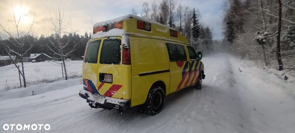 Chevrolet Express - 3