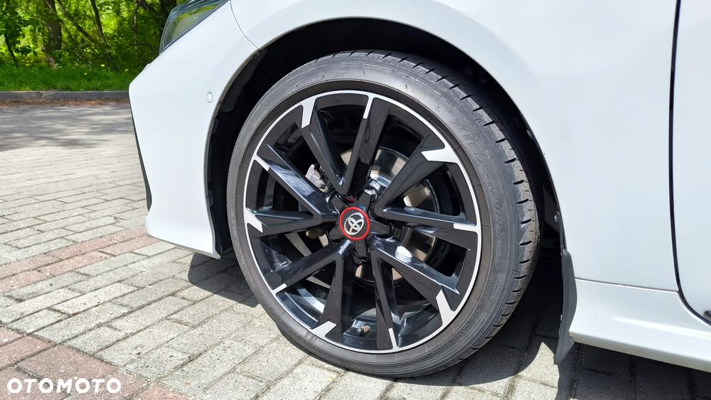 Toyota Corolla - 12