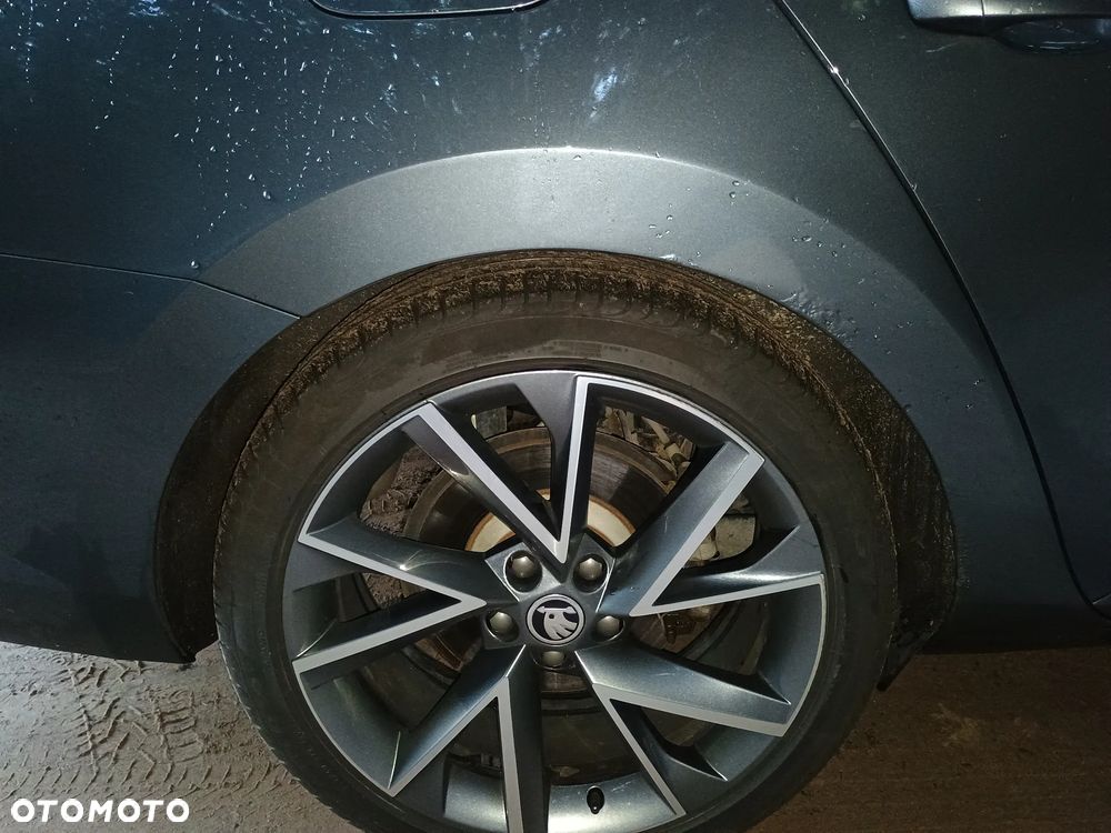 Skoda Superb 2.0 TSI Sportline DSG - 10