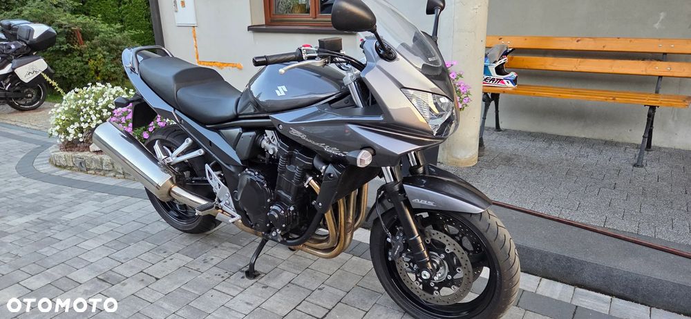 Suzuki Bandit - 17