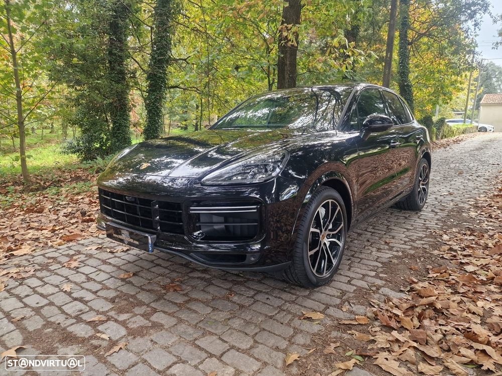 Porsche Cayenne Turbo - 41