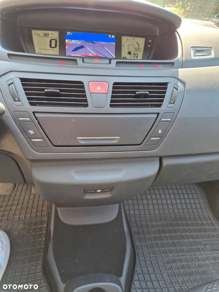 Citroën C4 Picasso - 15