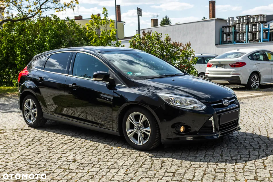 Ford Focus 1.0 EcoBoost Hybrid ACTIVE - 4
