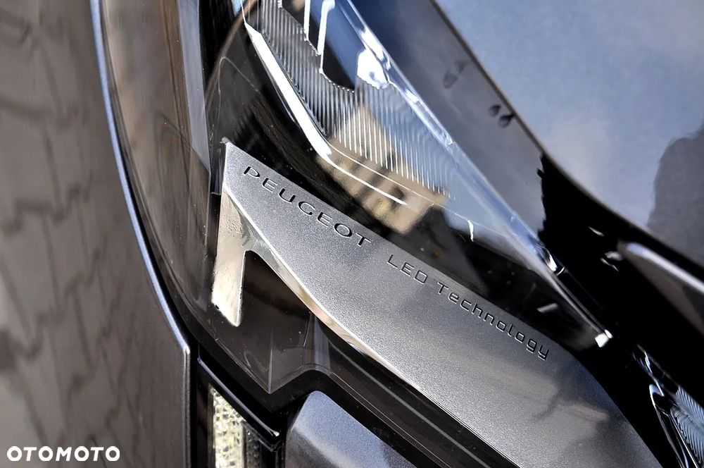 Peugeot 5008 BlueHDI 130 Allure Business-Paket - 16