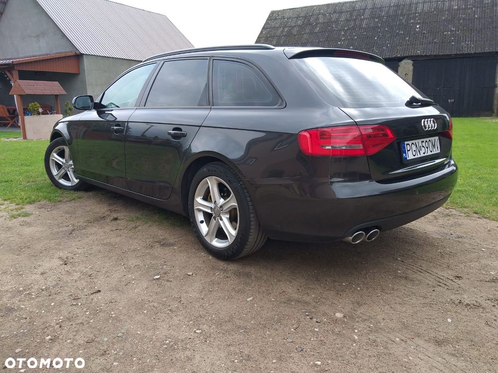 Audi A4 Avant - 9