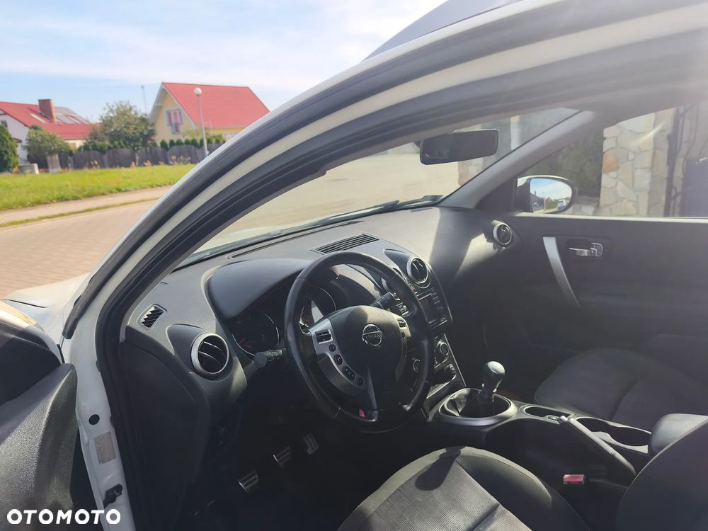 Nissan Qashqai - 9
