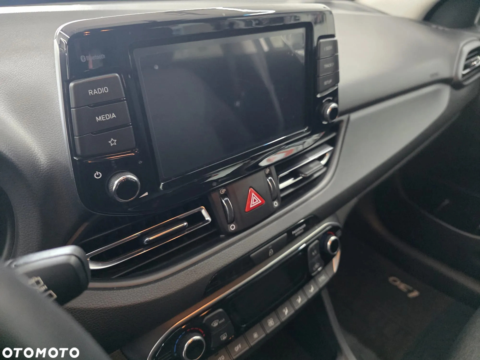 Hyundai i30 1.5 DPI Smart - 17