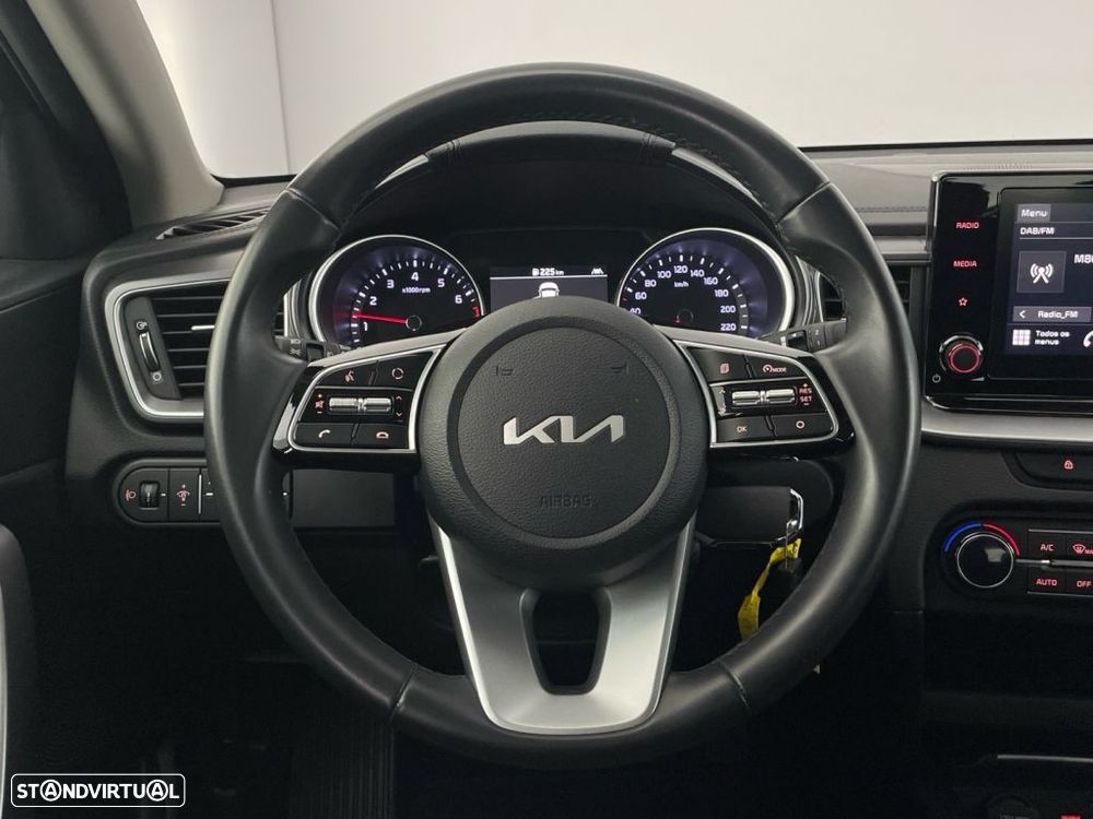 Kia XCeed 1.0 T-GDI Tech - 14