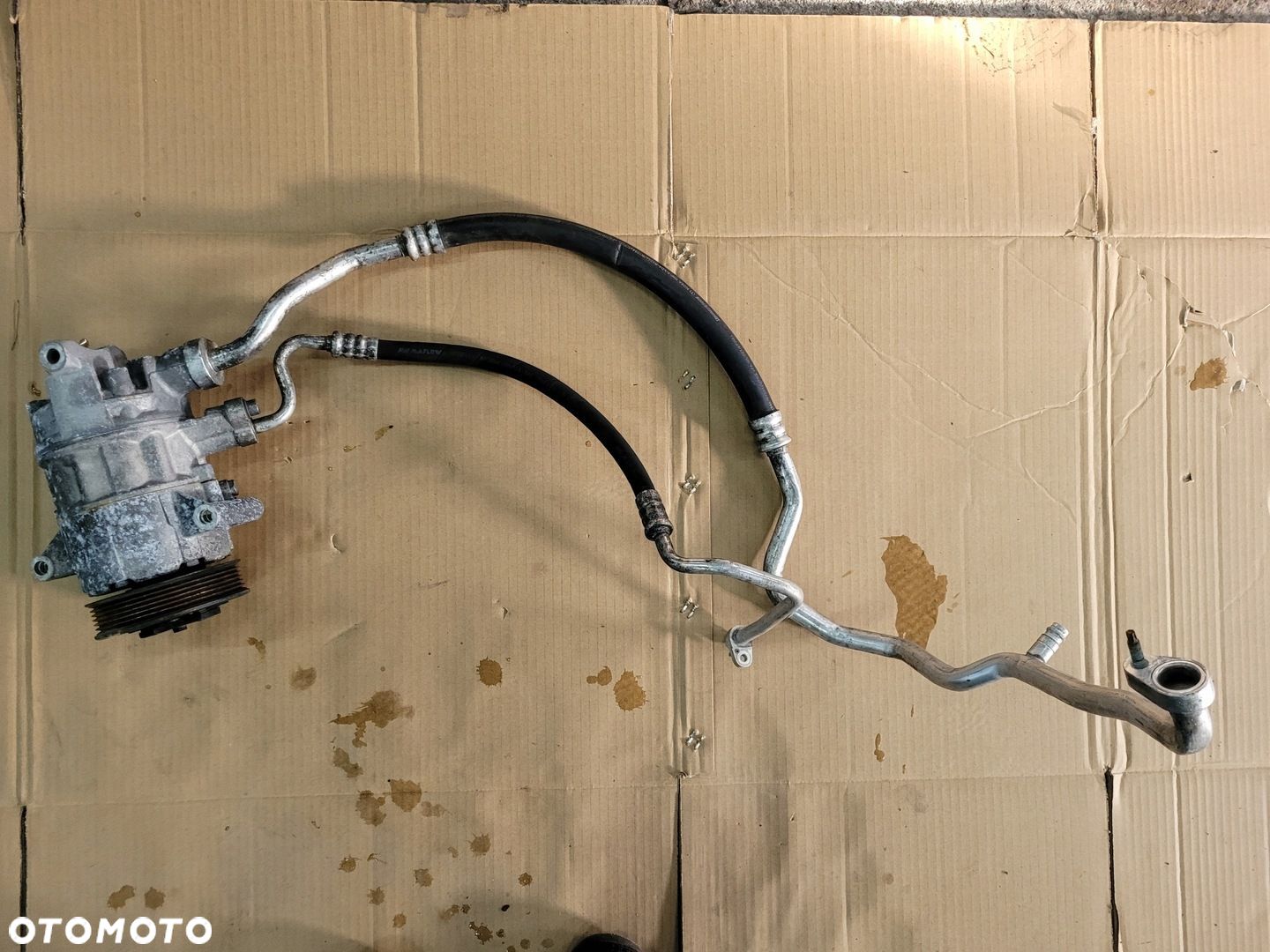 VW GOLF VII LIFT 1,6 TDI KOMPRESOR-SPREZARKA KLIMATYZACJI OE 5Q0816803B - 1