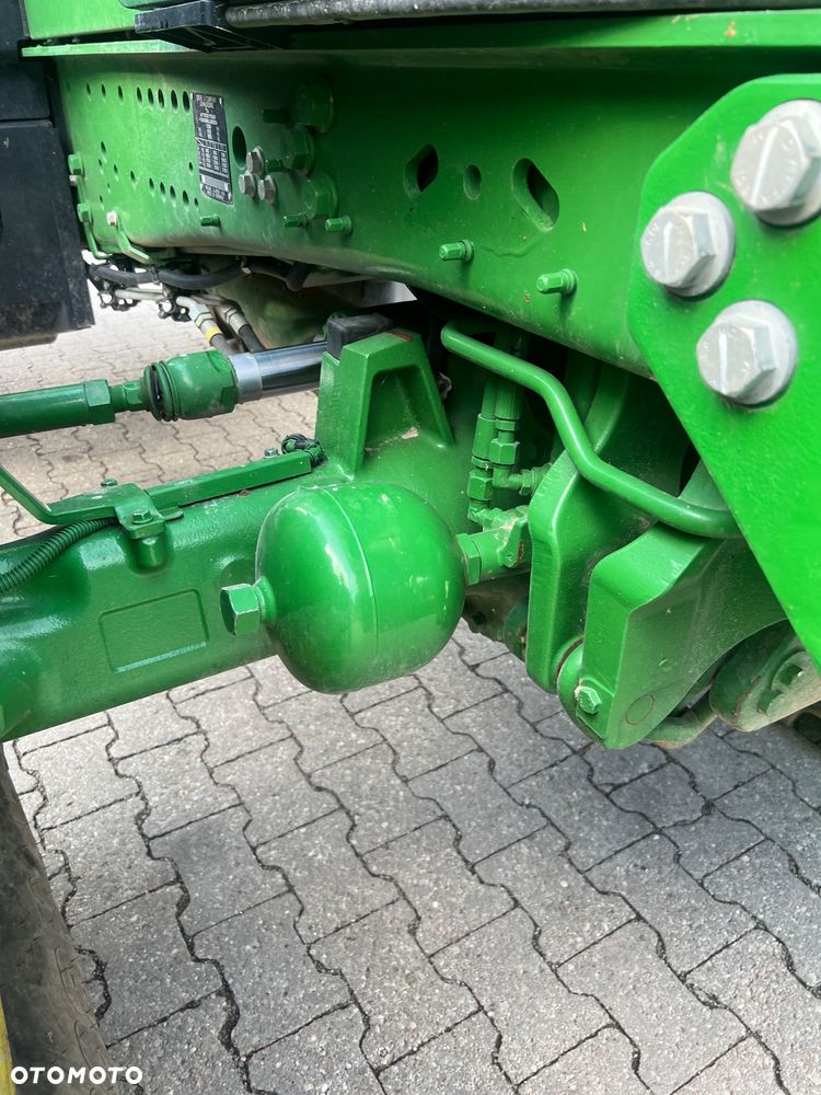 John Deere 6195M - 8