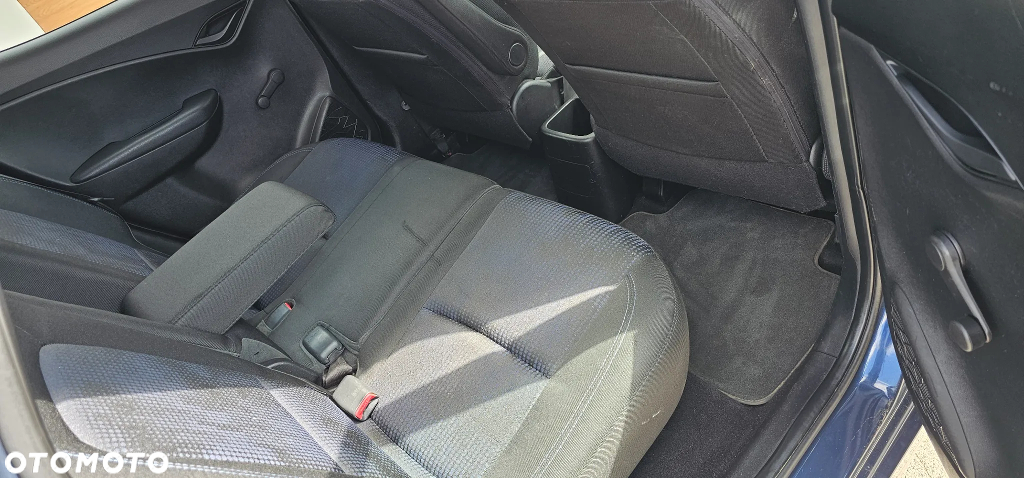 Hyundai ix20 1.4 blue Comfort - 27