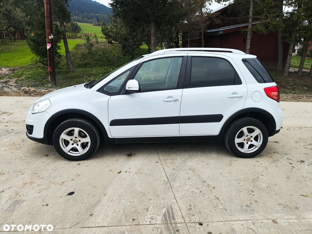 Suzuki SX4 1.6 Premium 4WD - 4