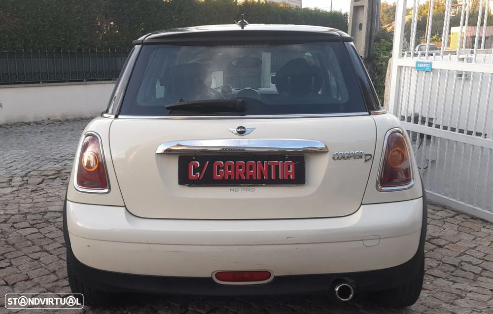 MINI 3 Portas Cooper D - 4