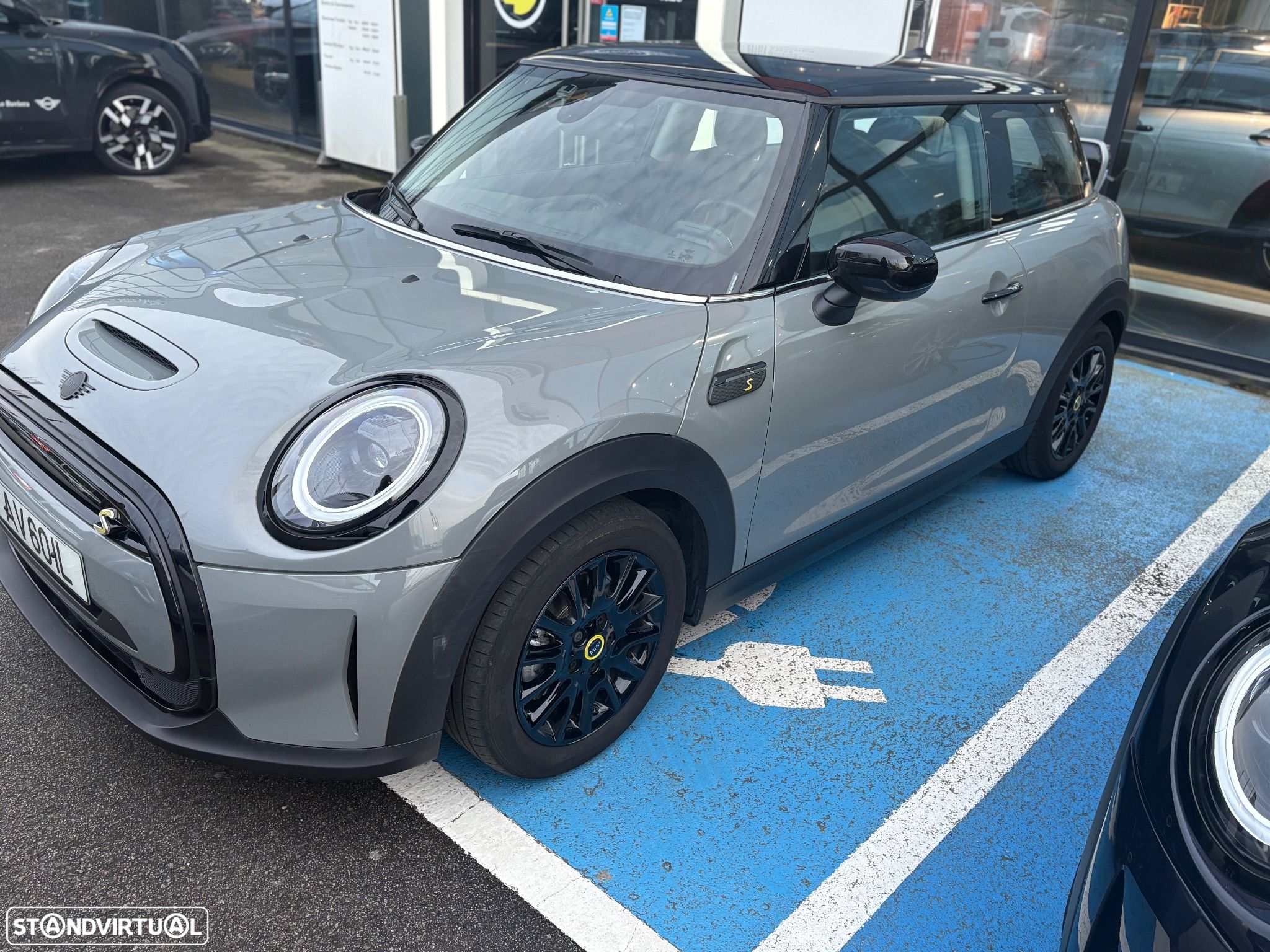 MINI 3 Portas Cooper SE - 1