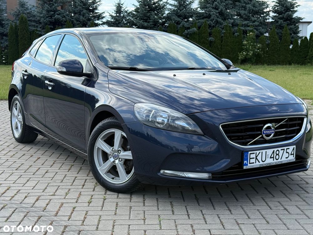 Volvo V40 - 18
