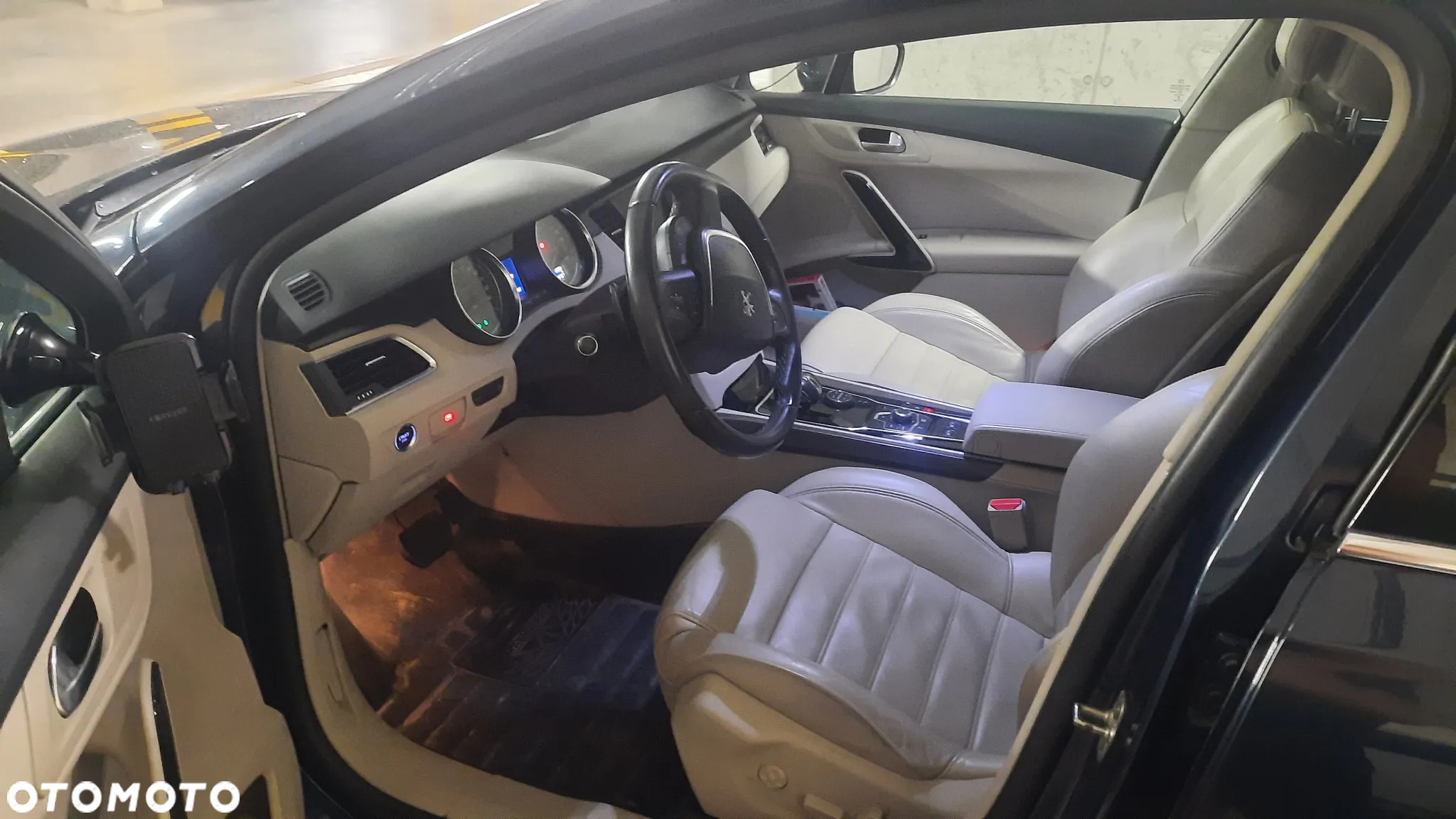 Peugeot 508 Hybrid4 - 5