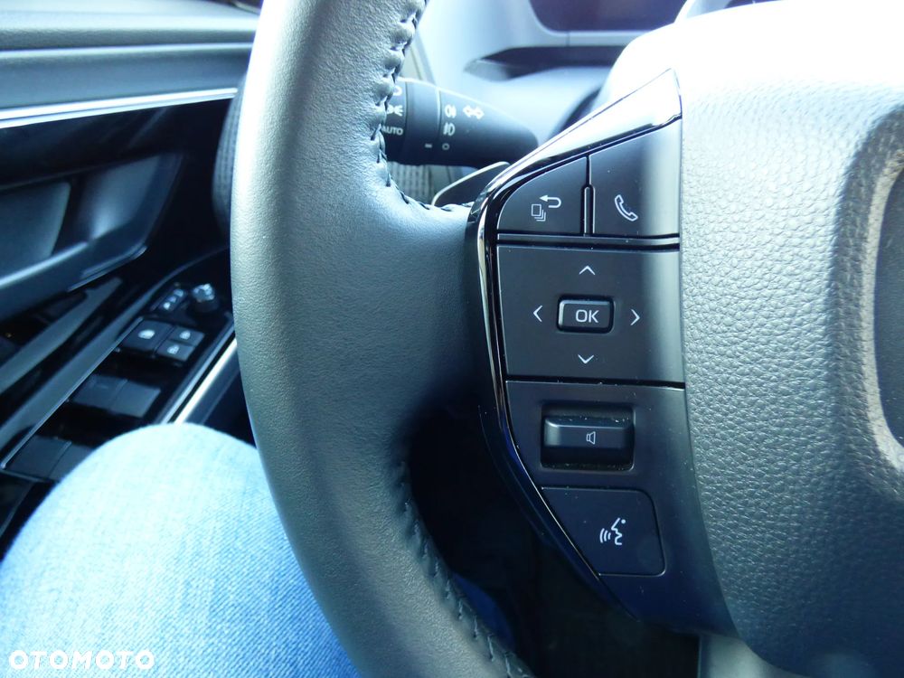 Subaru Solterra 71.4kWh Comfort - 14